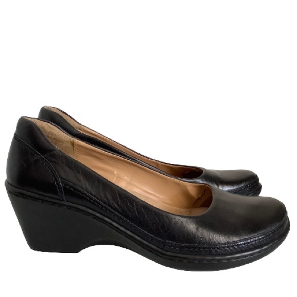 Hush Puppies Shoes - HUSH PUPPIES BLACK LEATHER WEDGE HEEL SHOES SIZE 8.5